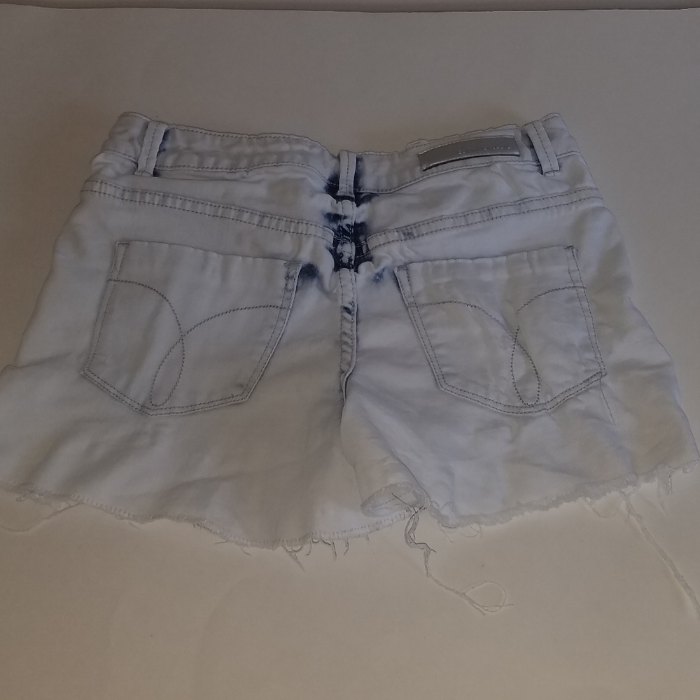 Calvin Klein Jean shorts. Acid wash. - Picture 6 of 7